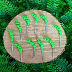 Kit 10 Enfeites de Cuia " Carnaval Fita Verde Neon "