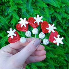 Kit 5 Enfeites " Coração com Neve na Pérola " Vermelho