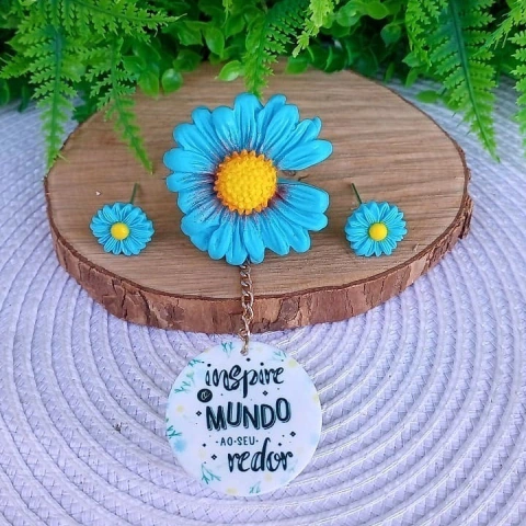 Kit Flores com Pingente " Inspire o Mundo ao seu Redor " Azul BB
