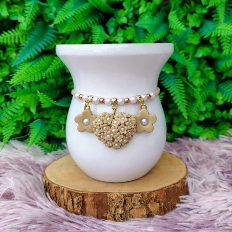 Pulseira de Cuia em Biscuit " CORAÇÃO CHEIO BEGE " n8 - comprar online