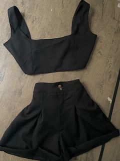 Conjunto Eliana na internet