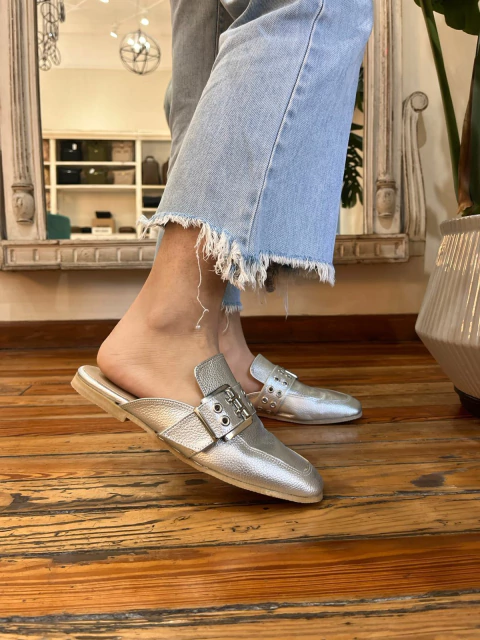 ZUECO ASIA PLATA - comprar online