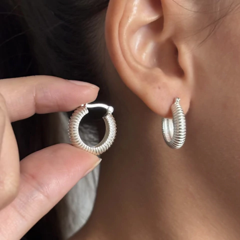 Argola Trava Desenhada RF: B0024 - comprar online