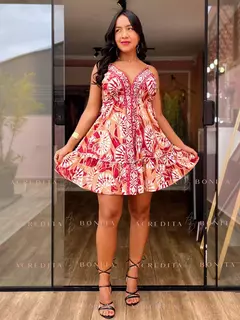 Imagem do Vestido Eva Vinho Curto em Seda Estampado