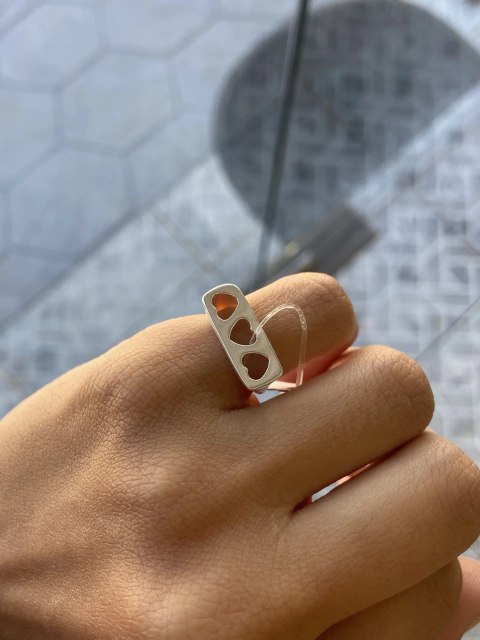 Anel Dedeira Coração Regulavel