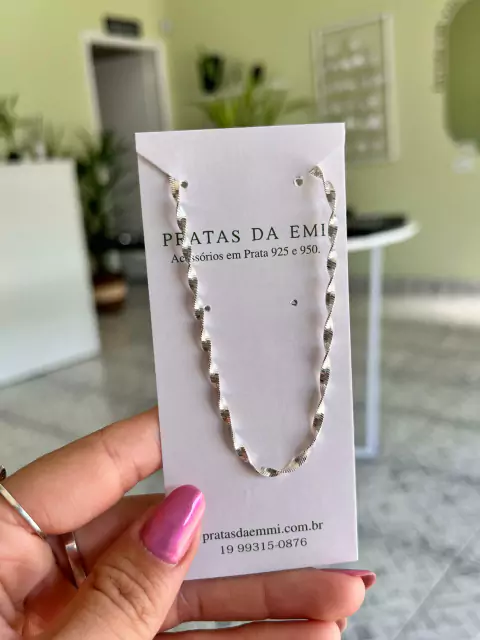 Gargantilha Torcida 40cm - comprar online