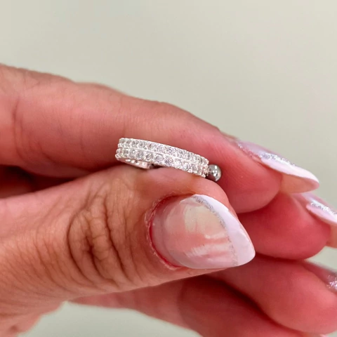 Piercing Conch Duplo Cravejado