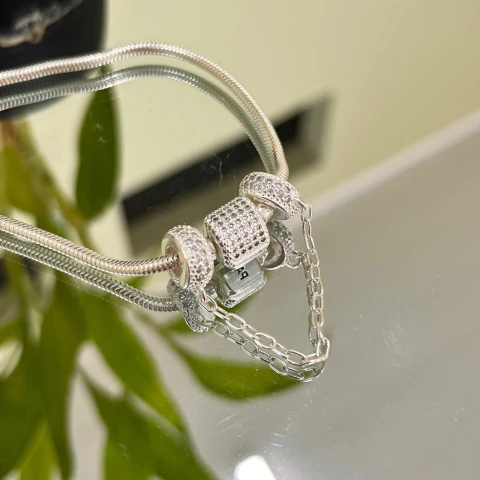 Trava Cravejado / Pega Ladrão - comprar online