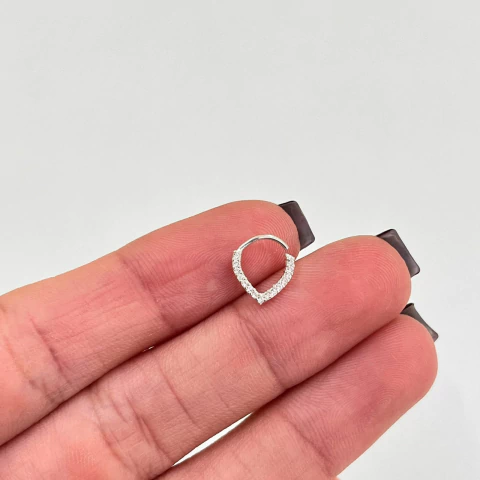 Piercing V Cravejado Daith - comprar online