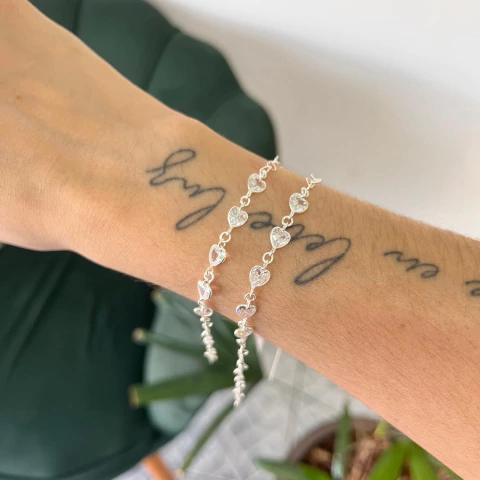 Pulseira Elo Corações e Zircônia - comprar online