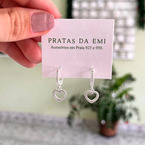 Brinco Argola Coração Cravejado - comprar online