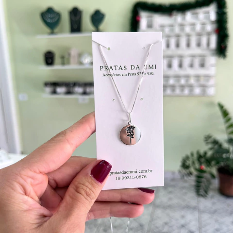 Gargantilha Medalha Rosa - comprar online