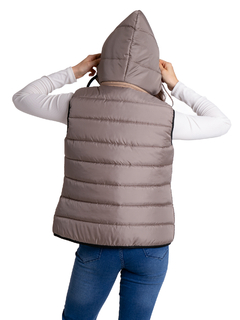 239E - Chaleco Talle Especial de Mujer Matelase de Bastones con Capucha