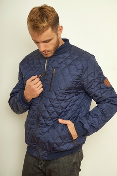 264 - Campera Bomber en Matelase de Rombos en internet