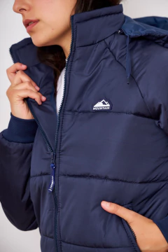 445 - Campera de Abrigo con Capucha en internet