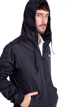 726E - Campera Rompeviento Talle Especial con capucha - wintertex