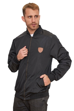 771 - Campera Liviana con detalles de cuerina