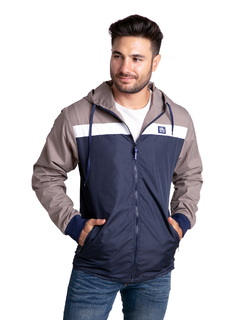 775 - Campera liviana, en siré opaco en internet
