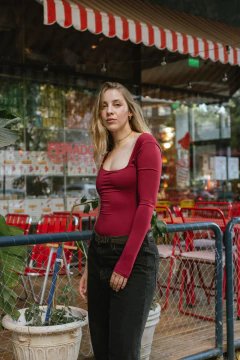 BODYSUIT KAIA BORDÓ en internet