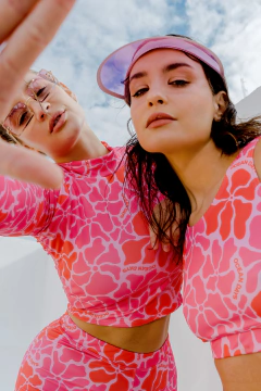 Imagen de REMERA ALOHA FLOWER