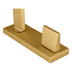 Torneira Prima Com Acionamento Lateral Gold Fani na internet