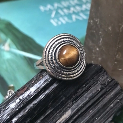 Anel Távola Redonda