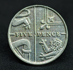 023 - Reino Unido 5 pence, 2014