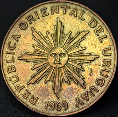 2250 - Uruguai 10 pesos, 1969