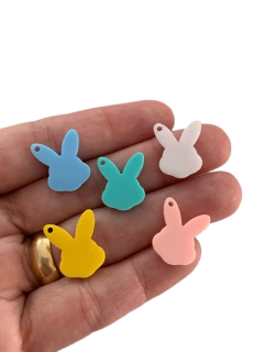 PINGENTE CABECINHA COELHO CORES SORTIDAS (2CM)- 5 UNIDADES