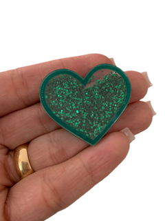 CORAÇÃO VAZADO COM GLITER VERDE (4CM)- UNIDADE