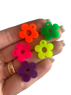 PINGENTE FLOR (CORES NEON)- 5 UNIDADES
