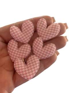 CORAÇÃO XADREZ PIED DE POULE ROSA (3CM)- 5 UNIDADES
