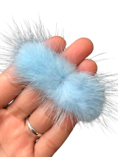 POMPOM PELINHO BIGODE AZUL CLARO- UNIDADE