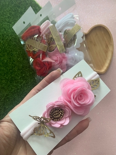 KIT PRÁTICO FAIXINHA ROSA DE FLORES E BORBOLETA