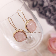 Quartzo Rosa Brinco Gancho Retangular Banho Ouro 18k - comprar online
