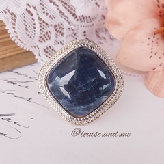 Sodalita Anel Banho Ouro 18k e Ródio Branco (Ajustável)