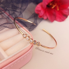 Bracelete Cinco Pontos de Luz Banho Ouro 18k