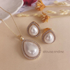 Conjunto Gota Pérola Shell Cravejada Banho Ouro 18k