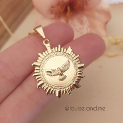 Colar Medalha Divino Espírito Santo Banho Ouro 18k - comprar online