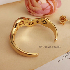 Bracelete Ondas Acetinado Banho Ouro 18k na internet