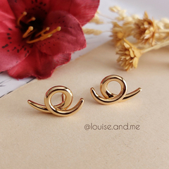 Brinco Espiral Pequeno Banho Ouro 18k - comprar online