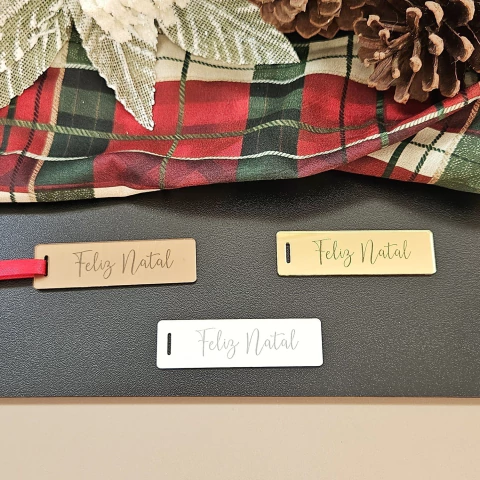 Tag Acrílico Retangular Gravada - Feliz Natal (Kit com 5) - comprar online
