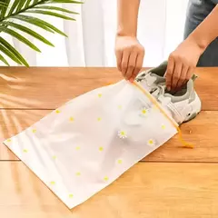 Imagen de SET DE BOLSAS ESTAMPADAS 5 UNIDADES