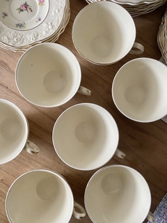 Imagen de Taza de te con plato Crown Ducal