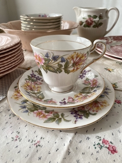 Trio de te porcelana inglesa Paragon Country Lane