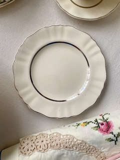 Plato de postre 18cm Meakin England crema/plata