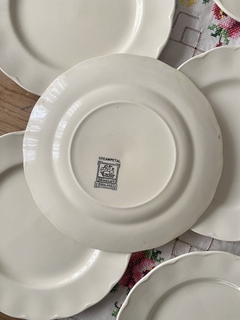 Set x 4 platos de postre o entrada 20cm Grindley Creampetal crema liso - comprar online