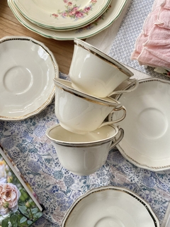 Taza de té grande con plato Alfred Meakin (craquel)
