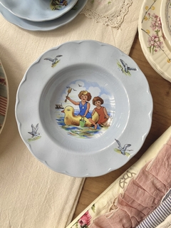 Plato hondo 20cm Grindley Lupin Petal infantil