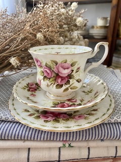 Royal Albert Flores of the Month Duo de te con plato
